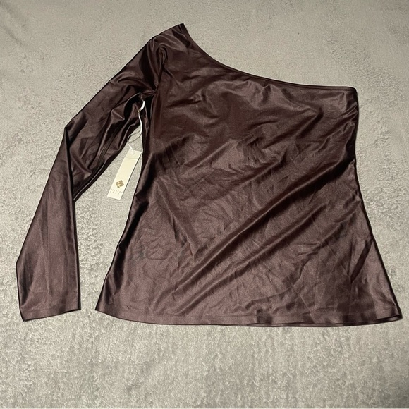 Fierce + Regal the one sleeve top in brown size medium new with tags - Picture 9 of 10
